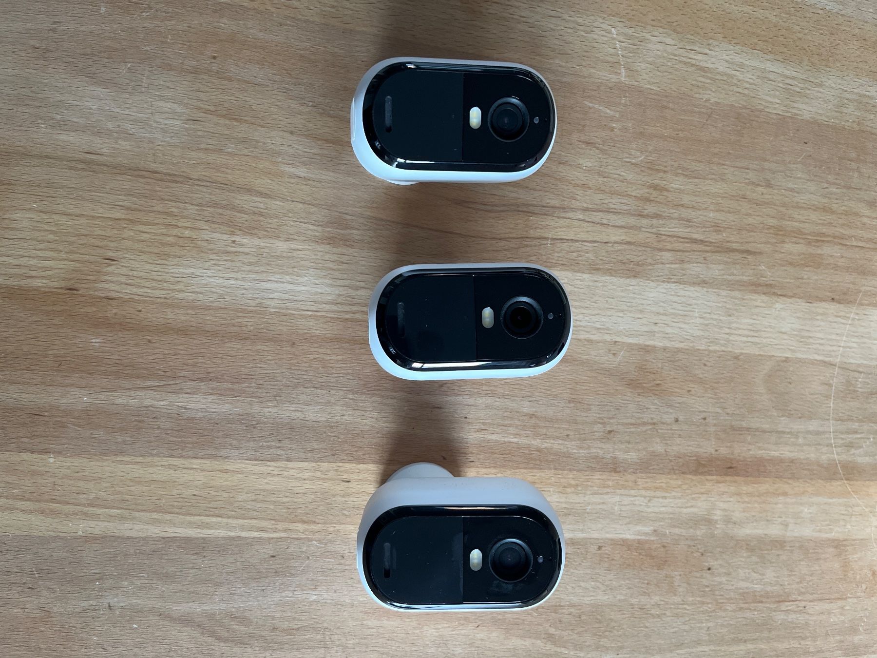 Arlo Videocamere: Arlo Essential Outdor Camera – Usato da Langnau i. E. venduto da fri_2nyv 2