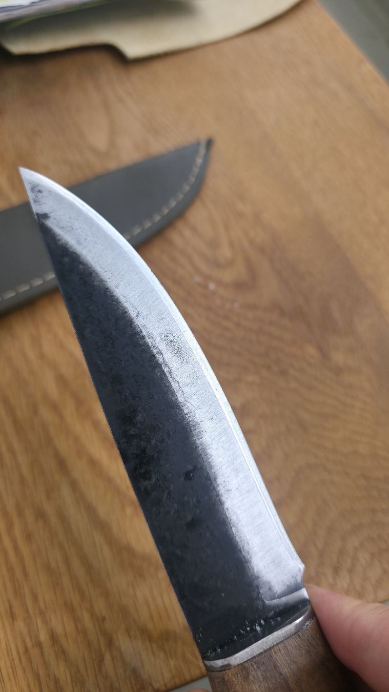 Accessori: Handgefertigtes Messer aus robustem LKW-Stahl – Nuovo e nell'imballaggio originale da St. Margrethen SG venduto da Duezenli61 5