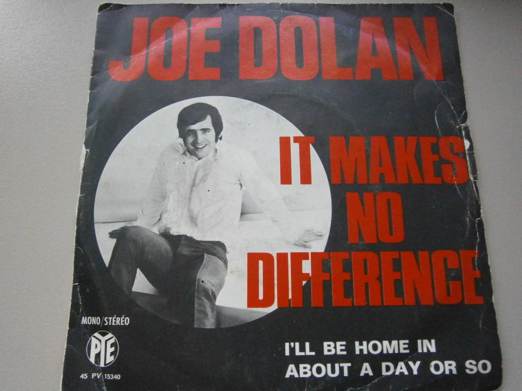 Dischi in vinile: Vinyl-Single Joe Dolan - It Makes No Difference – Usato da Langenthal venduto da Modo39