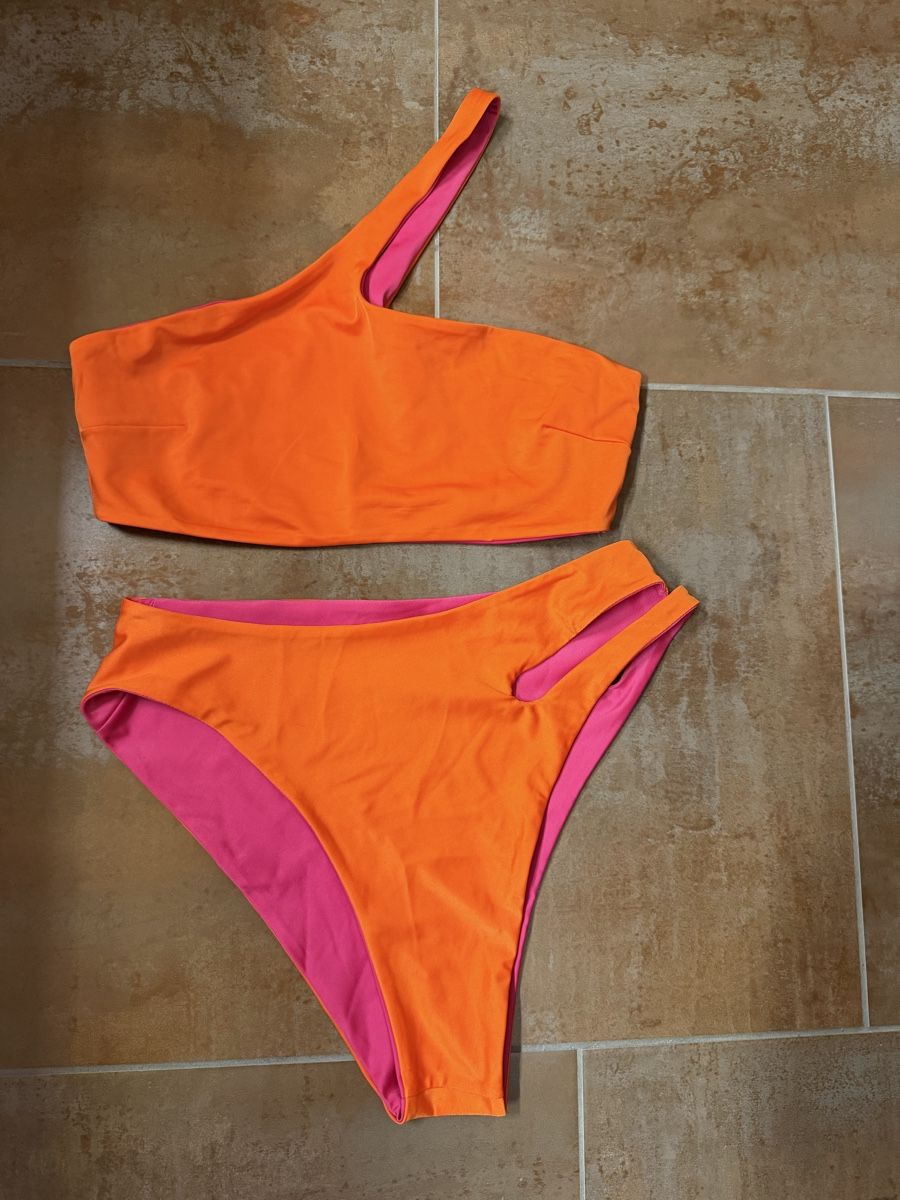 Costumi da bagno & Bikini: Bikini zweifarbig Grösse M neu – Nuovo (secondo la descrizione) da Itingen venduto da roz_l6yc 1