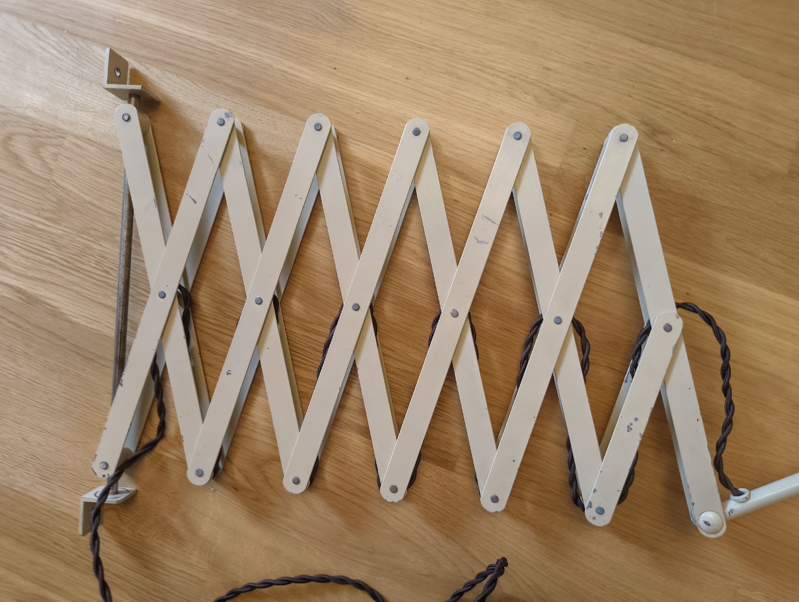 Amba Lampes: Amba Basel Scherenlampe – D'occasion à Zürich par BK8000 3