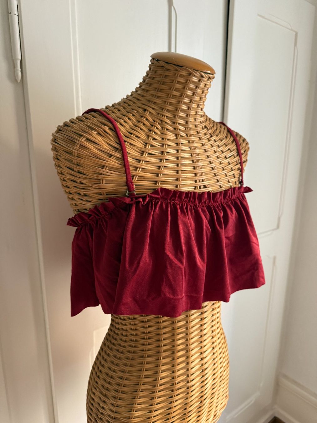 Costumi da bagno & Bikini: MINKPINK - Bikini Oberteil purpurrot M – Usato da Zürich venduto da Diazaio 1