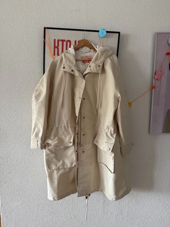 Levis oversized raincoat size S
