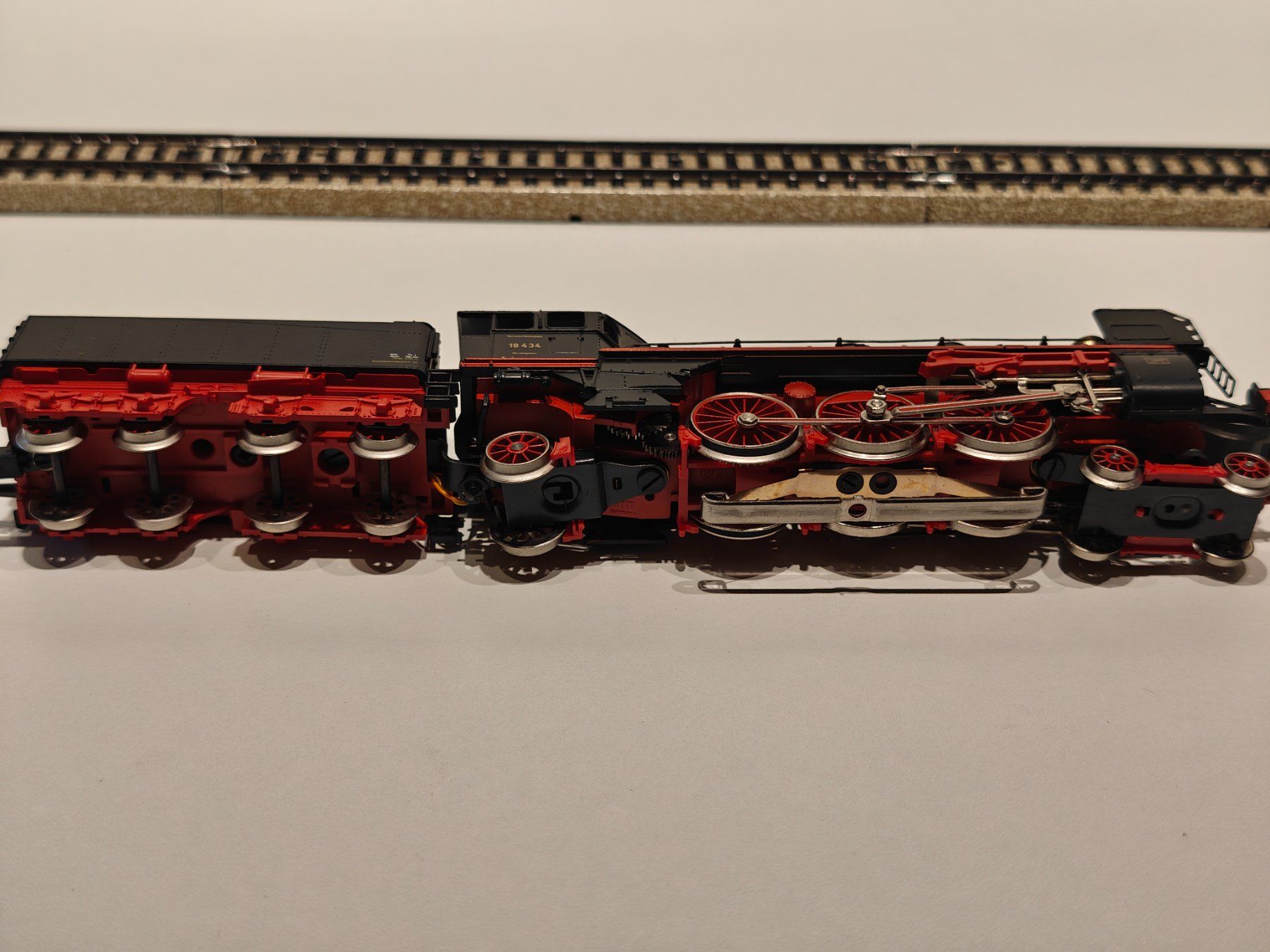 Märklin Modelleisenbahnen: Märklin 3518 Br 18 4 – Gebraucht aus Braunau von Homersimpson 6