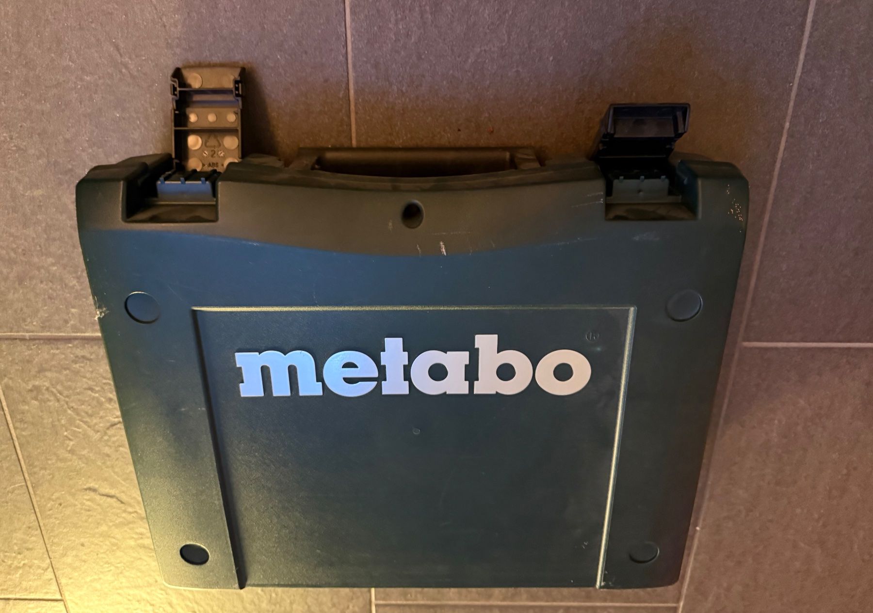 Metabo Reisekoffer: Metabo Koffer – Neu (gemäss Beschreibung) aus Seedorf BE von Duesit