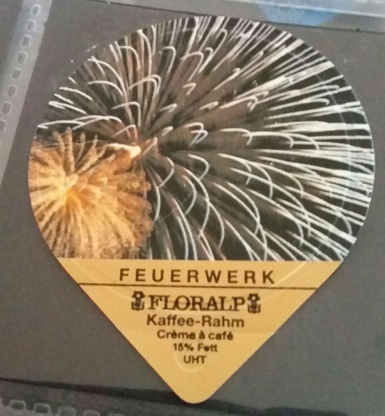 Coperchi dei cremini per caffè: 7 KRD aus Serie 66 "Feuerwerke" – Usato da Goldau venduto da Soundbookie 1