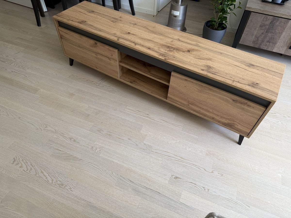 Mobili TV: TV-Möbel Lowboard 170 cm Wotan Oak – Usato da Basel venduto da bri_y5pb 2