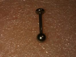 lippen piercing,,,edelsthal,silber farbe,,,,glanzig