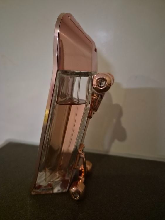 Carolina Herrera Profumi & Eau de Toilette: Parfum 212 Carolina Herrera 80ml – Usato da Loc venduto da amazine84 2