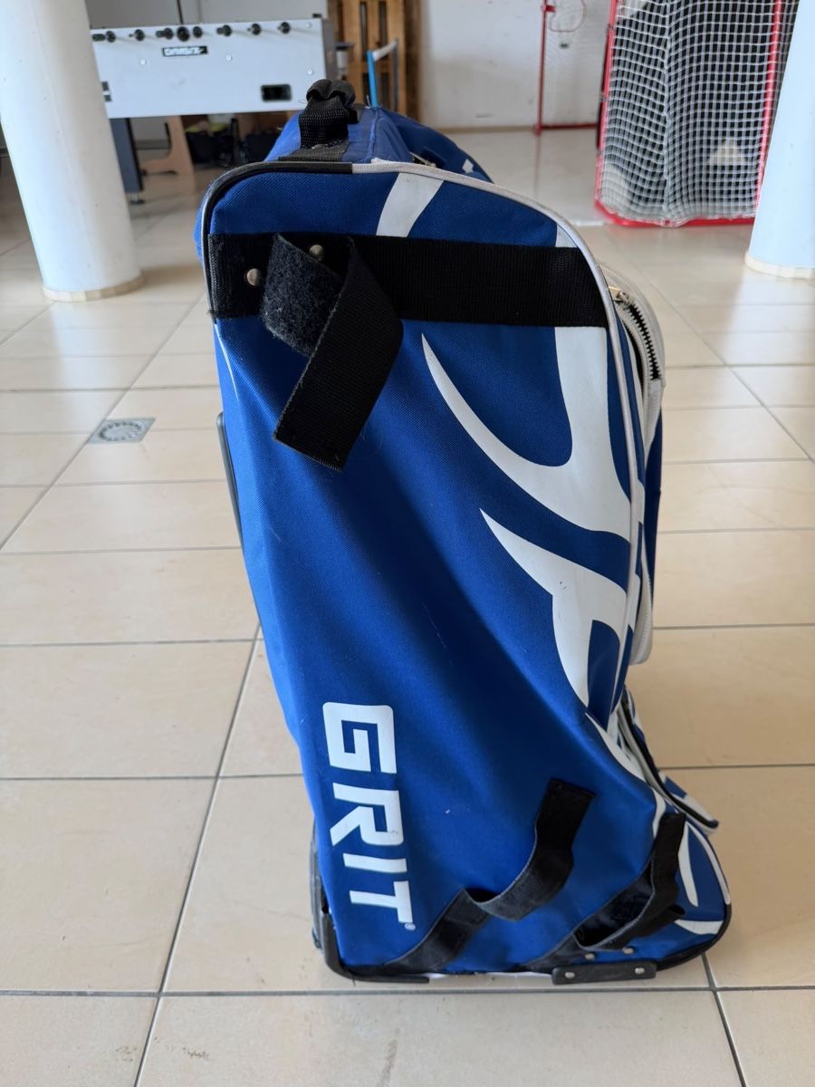Borse: Grit Hockey Bag Blue with Wheels Used – Usato da Günsberg venduto da gar_2sn8 3