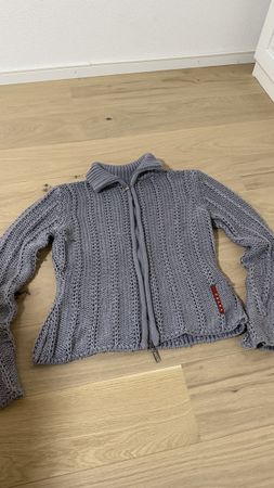 Prada Strickjacke Reissverschluss grau gebrauchter Zustand