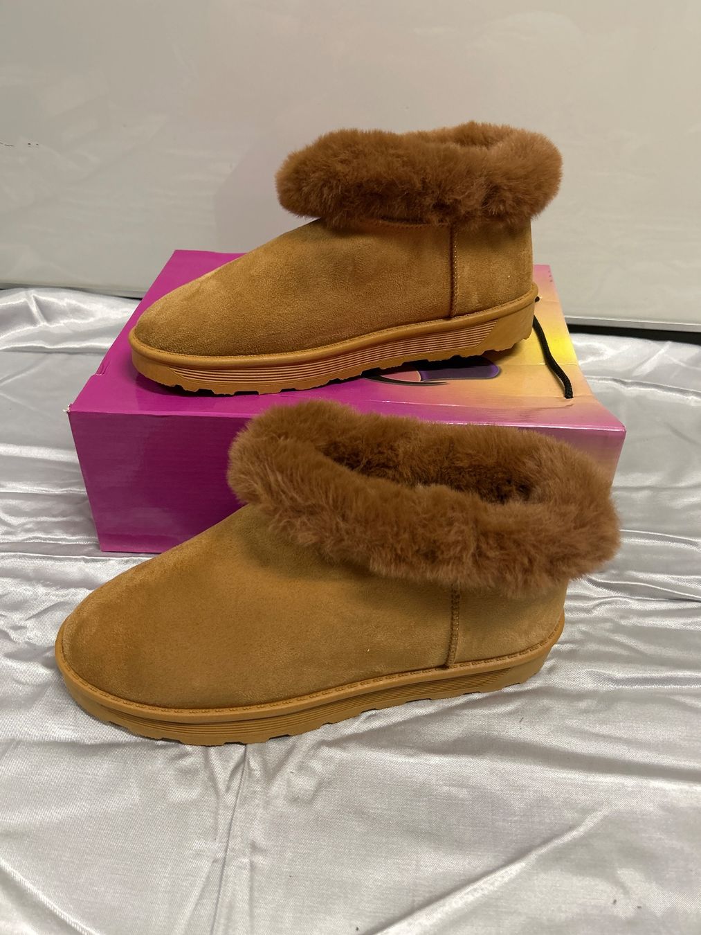Scarpe da donna: Stiefeletten Boots Neu Gr 40 – Nuovo e nell'imballaggio originale da Regensdorf venduto da Spyke55