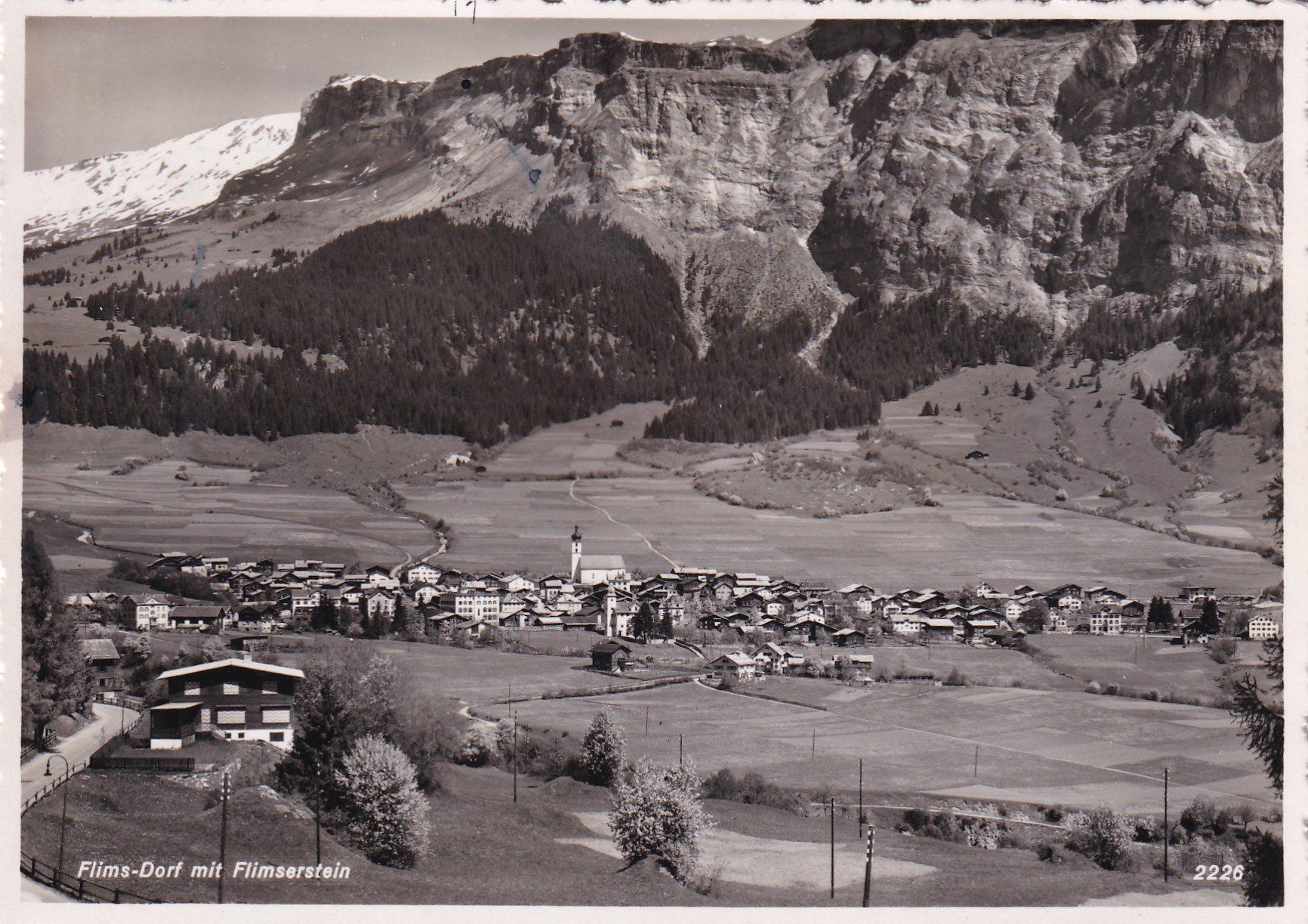 Cartoline postali: Flims-Dorf mit Flimserstein N° 2226 – Usato da Cormoret venduto da Pascalll2001