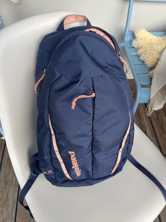 Patagonia Rucksack 18L dunkelblau