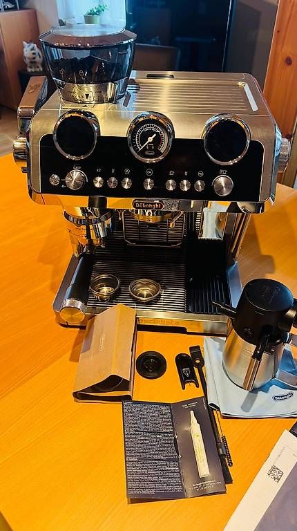 De'Longhi Kaffeemaschinen & Espressomaschinen: La Specialista EC9865 – Gebraucht aus Reinach von Efina