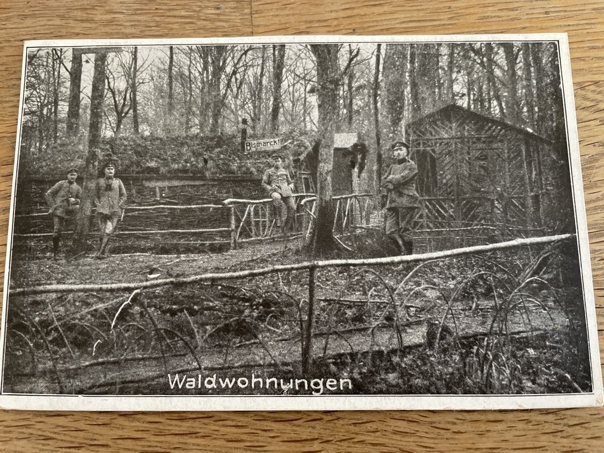 Cartoline postali: AK Militär Waldwohnung um 1915 – Usato da Roggwil TG venduto da Lphila