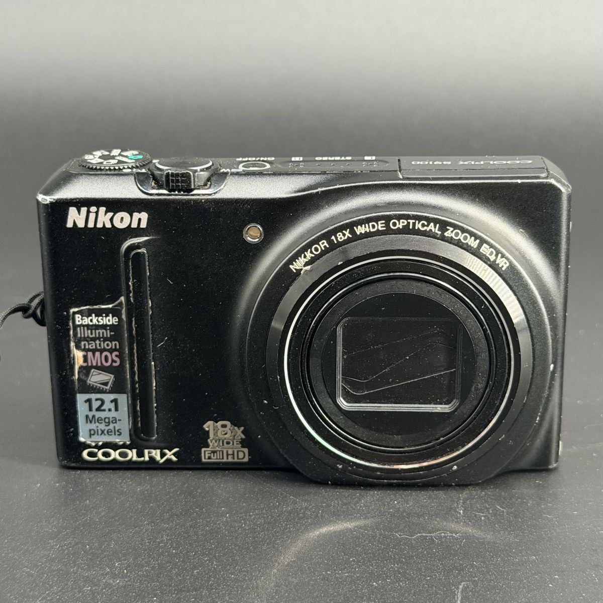 Nikon Kamera: Nikon Coolpix S9100 testée + batterie + chargeur + SD – Gebraucht aus Vessy von _Callidus_ 2