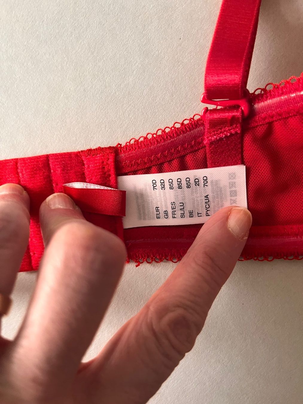 Altra biancheria intima: Bügel-BH, s.OLIVER, Grösse 70D, Farbe Rot – Nuovo e nell'imballaggio originale da Rudolfstetten venduto da gst_g7xl 8