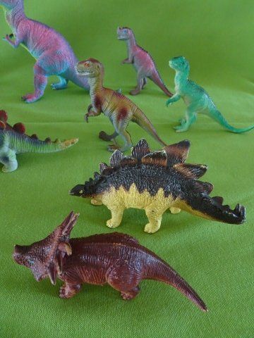 Spielzeuge: Dinosaurier-Sammlung 12 Stück – Gebraucht aus Berikon von Splendida43 5