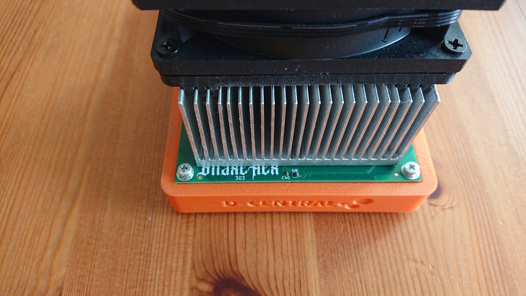 Bitaxe Hex Bitcoin Miner (Gebraucht) in Wilderswil für CHF 260 – mit  Lieferung auf Ricardo kaufen