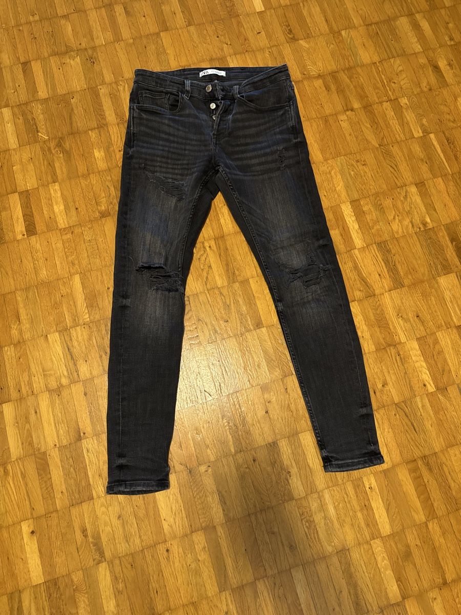 Zara Jeans: Jeans Zara Schwarz – Usato da thun venduto da antonio.guido