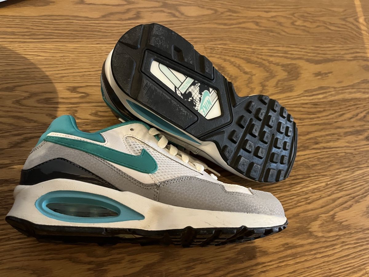 Nike Scarpe da uomo: Neue Nike Air Max Grösse 38 – Nuovo (secondo la descrizione) da Zürich venduto da car_cr6w