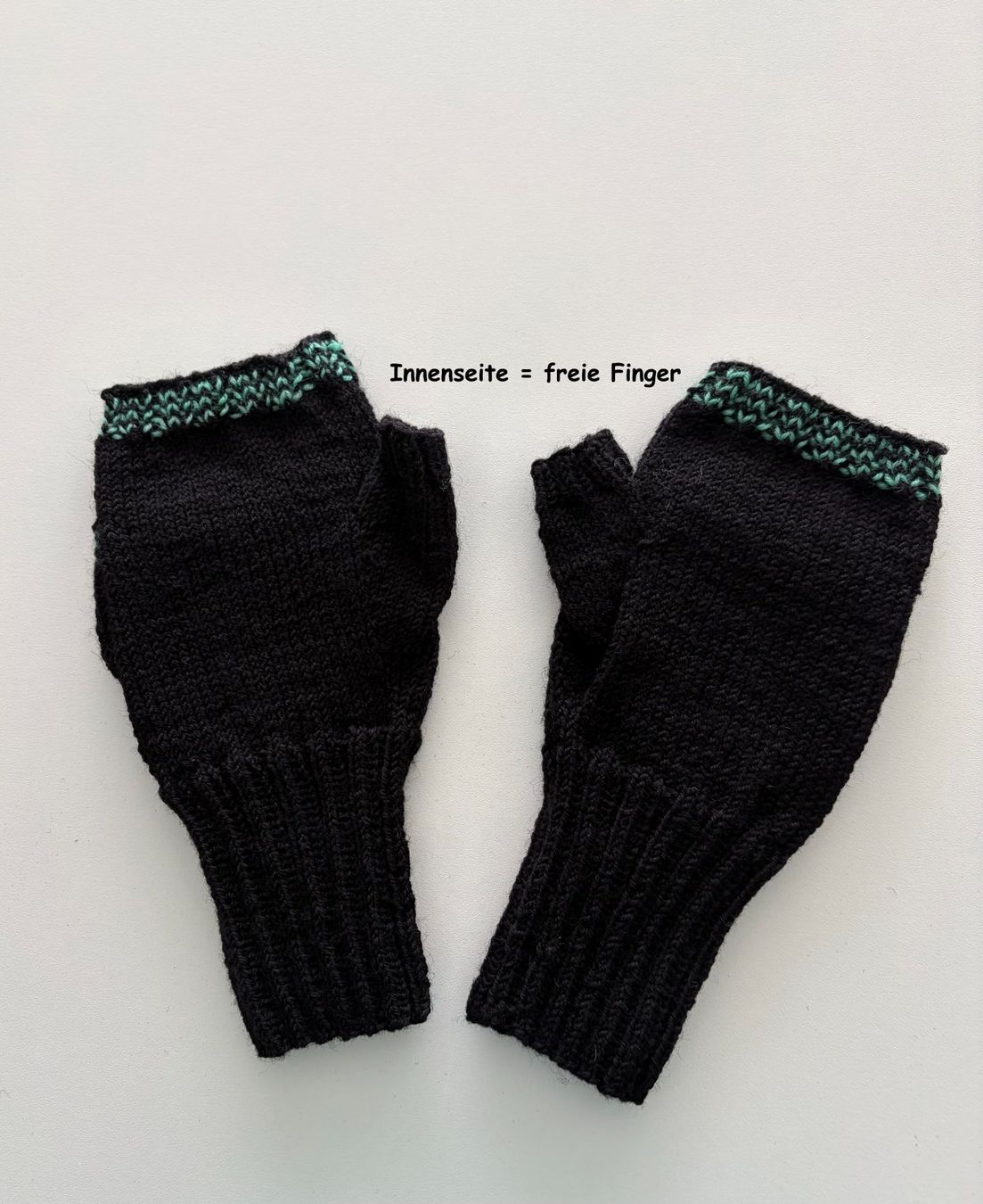 Guanti & manicotti: Praktische Markt-Handschuhe handgestrickt – Nuovo e nell'imballaggio originale da Täuffelen venduto da sohalt 4