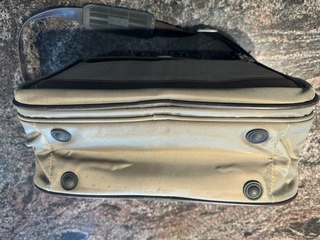Samsonite Borse: Samsonite Laptoptasche Aktentasche – Nuovo (secondo la descrizione) da Rorschach venduto da Miki-Mini 4