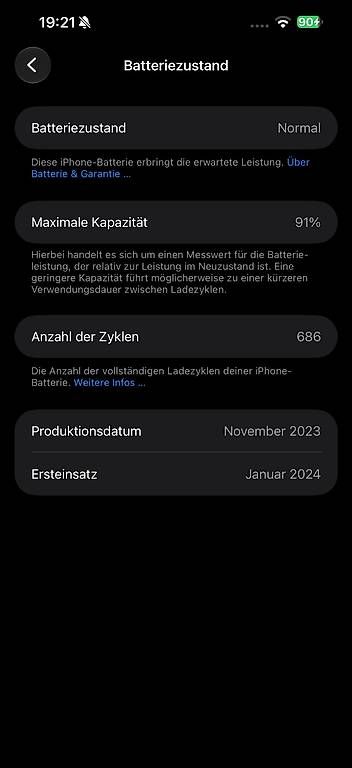 Telefoni cellulari / Smartphones: iPhone 15 Pro Max - Black Titanium - 256GB – Usato da Möhlin venduto da B0K1 3