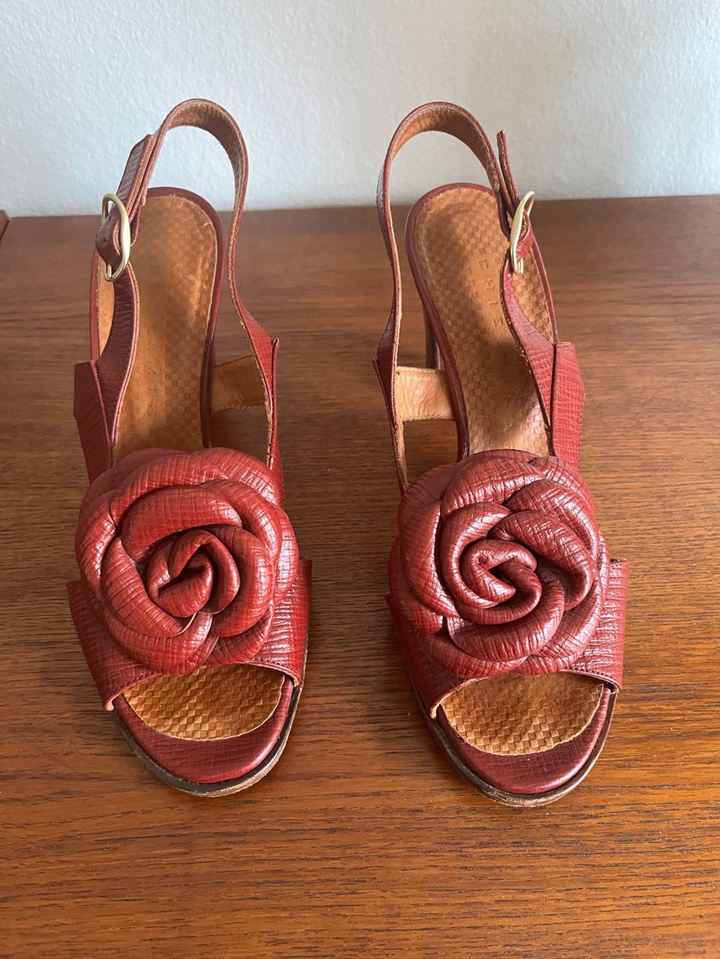 Chie Mihara Scarpe da donna: Chie Mihara – Usato da Zürich venduto da Carlo05101971