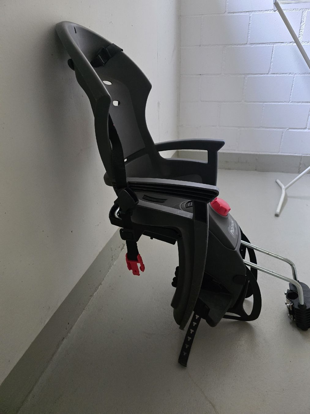 Hamax Ersatzteile: Fahrradkindersitz Hamax Siesta grau  – Gebraucht aus Oberkirch LU von ChristinaZ13 1