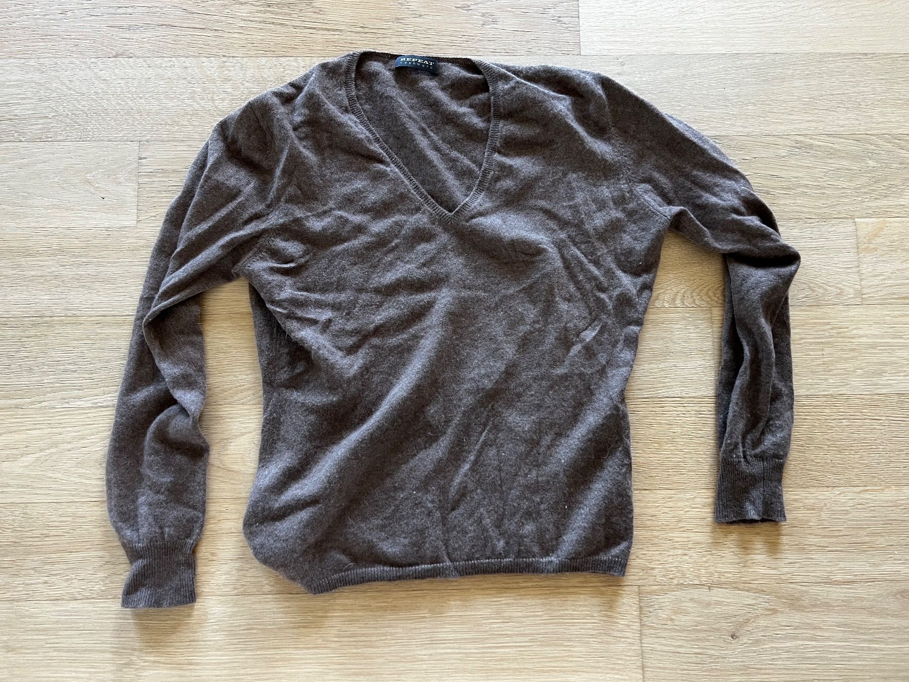 Repeat Maglioni & Felpe: REPEAT 100% reiner Kaschmirpullover, Grösse M, Braun – Usato da Staad SG venduto da Chirrari