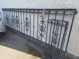 SCHMIEDEEISERNES GELÄNDER