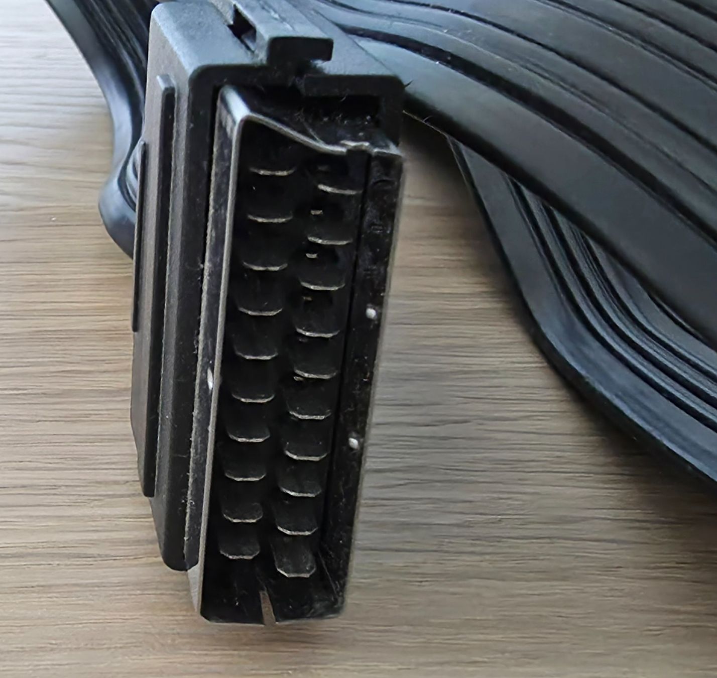 Cavi: Scart Kabel schwarz 96 cm Lang – Usato da Zürich venduto da IrisA0102 2
