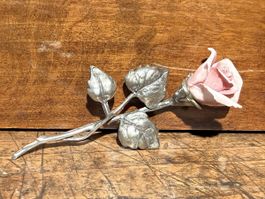 Antike Jugendstil Schmuckanhänger mit Rose und 800'er Punze