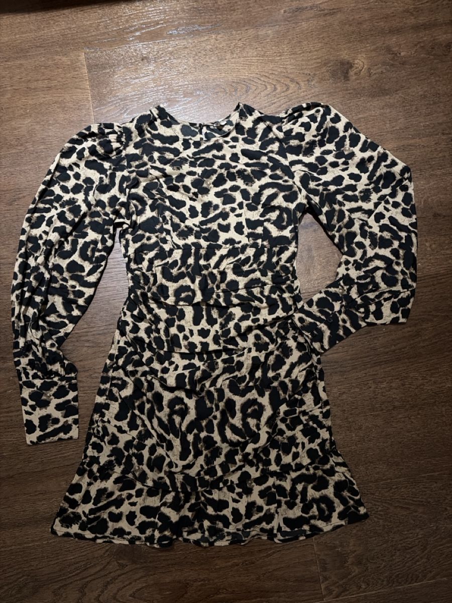 Robes: Kleid Grösse 36 – Neuf (Voir description) à Birrhard par Bjonda10