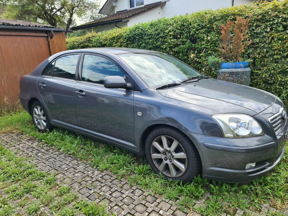 Toyota Aversis 2.0 D4 VVT-i Linea Sol Sedan, frisch ab MFK