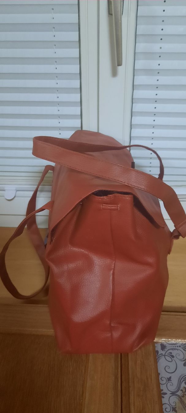 Taschen für Damen: DANIEL HECHTER TASCHE ROT – Gebraucht aus Turbenthal von tirare 2
