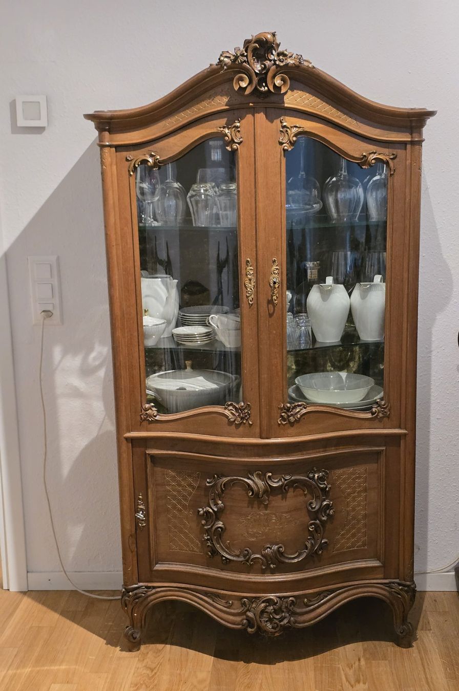 Vitrinen: Wunderschöne antike Vitrine / Barock-Schrank (Echtholz) – Gebraucht aus Ennetbaden von cyrill_94