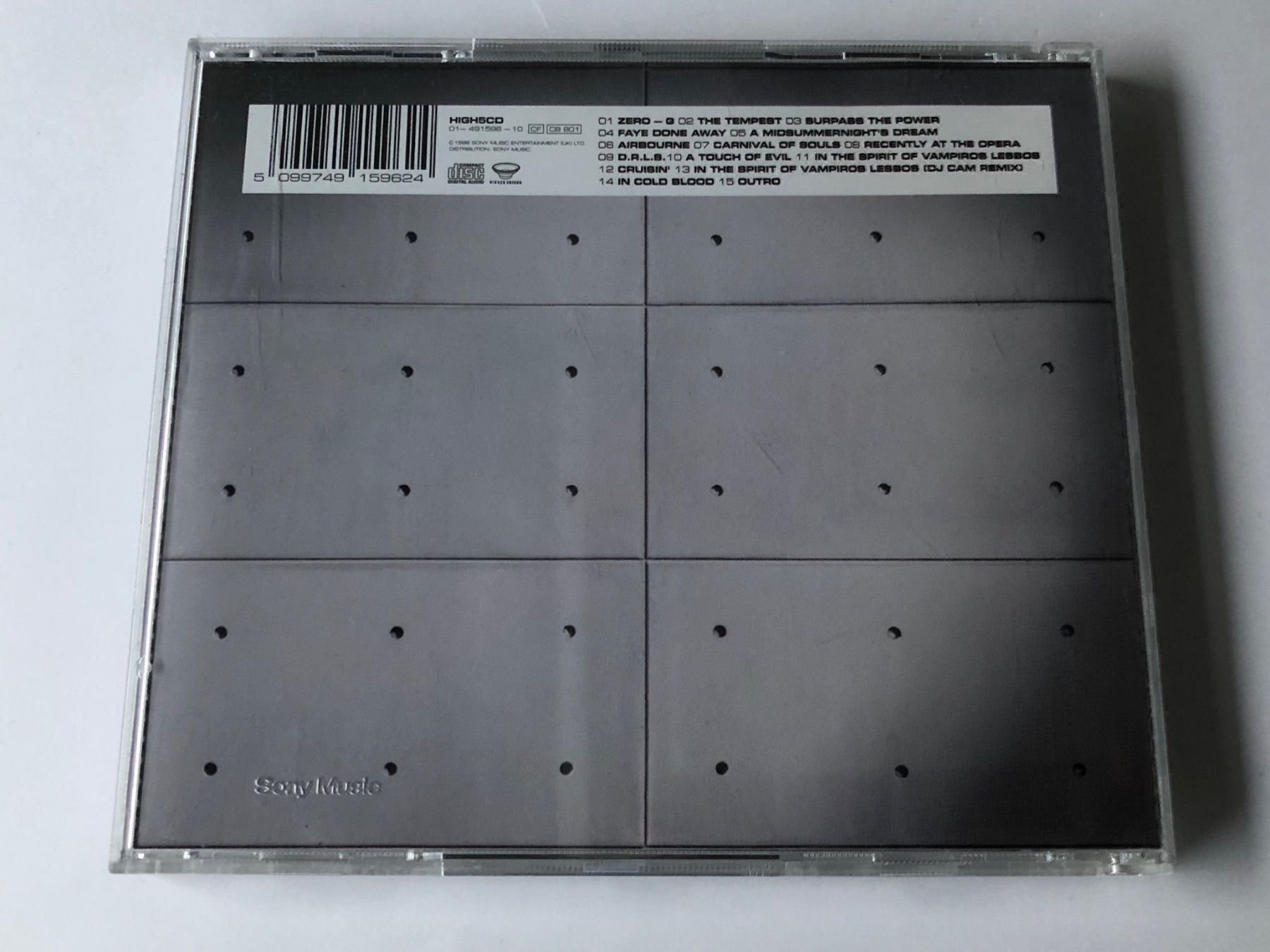 CDs: Minus 8 - Beyond Beyond – D'occasion à Oberried Brienz par Chyara 2