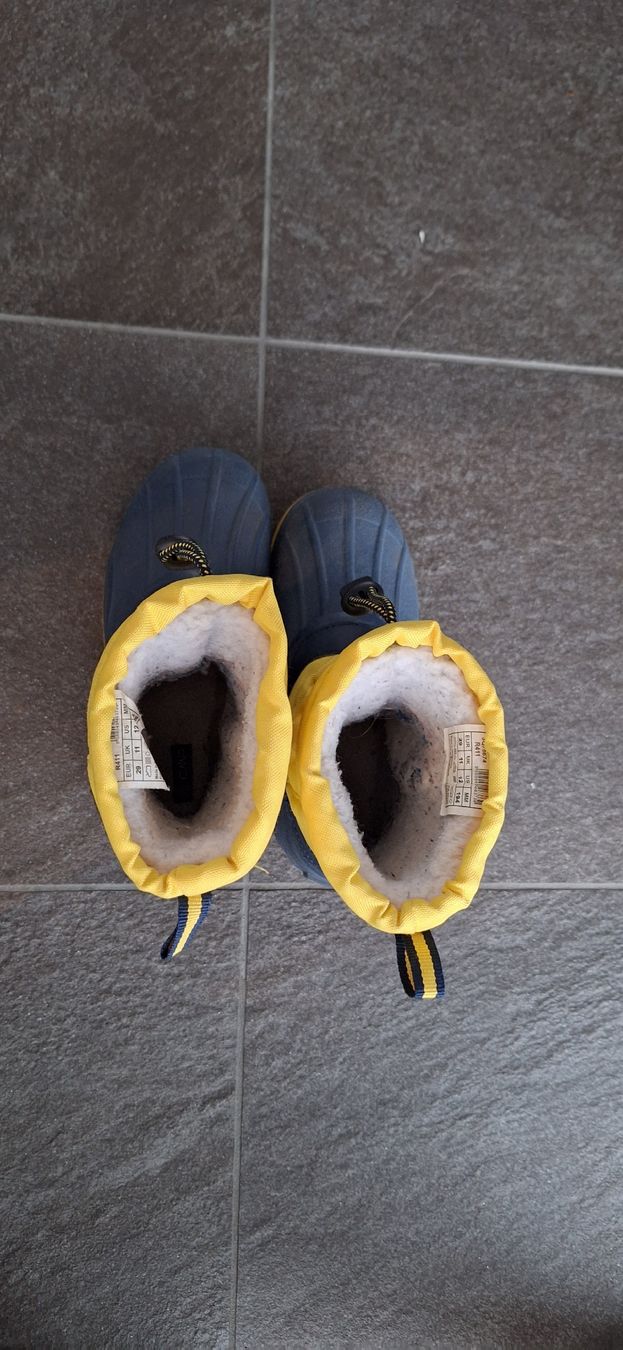 CMP Schuhe für Jungen: Warme Winterschuhe CMP Gr. 29 – Gebraucht aus Frauenfeld von DanielaR 2