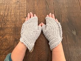 Warme, handgestrickte Armstulpen, Neu!