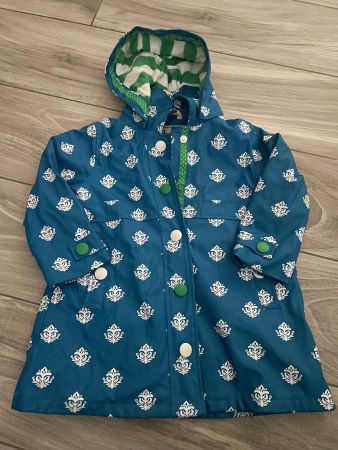 Regenjacke Grösse 104/110 Blau mit Weiss Muster, Frühl...