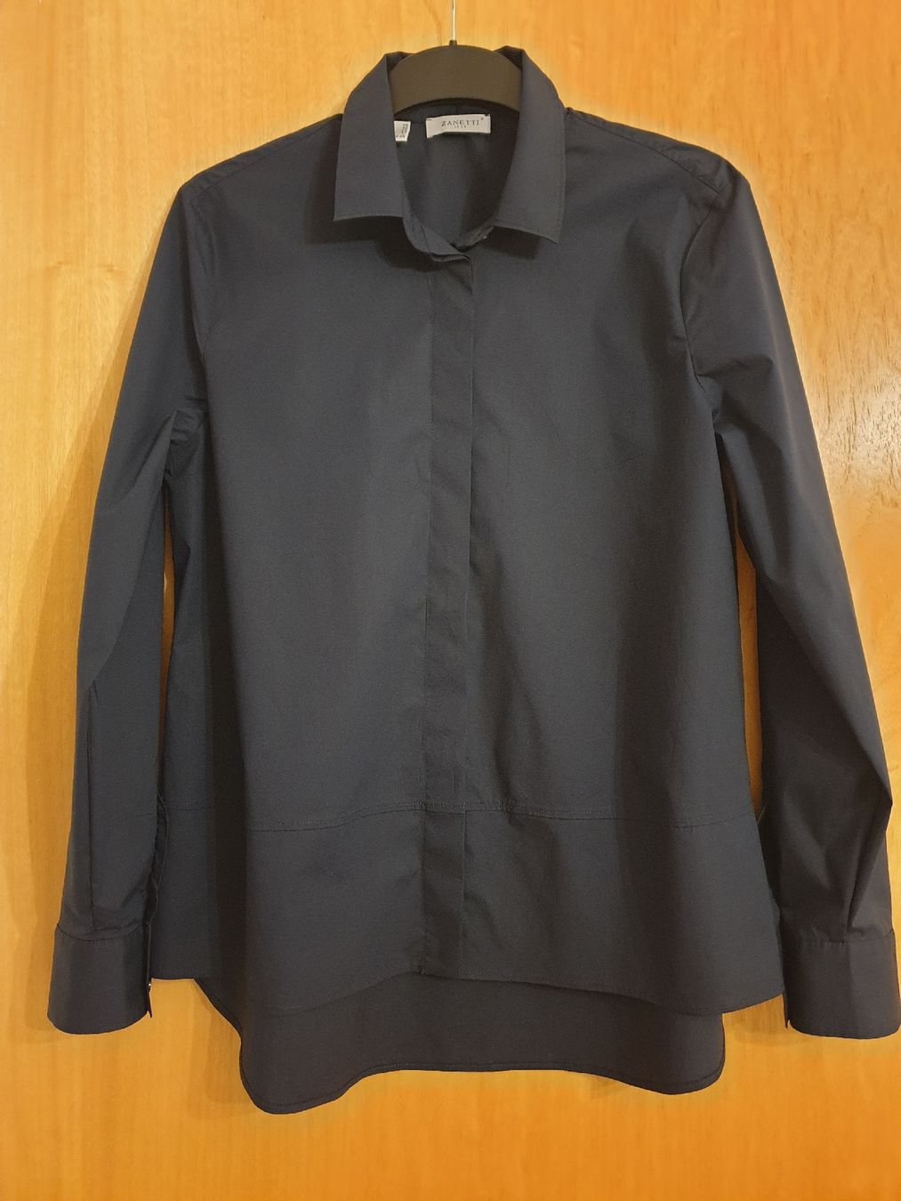 Blusen: Chemise, 40, navy, coton 97%, excellent état – Gebraucht aus Neuchâtel von Verenas12