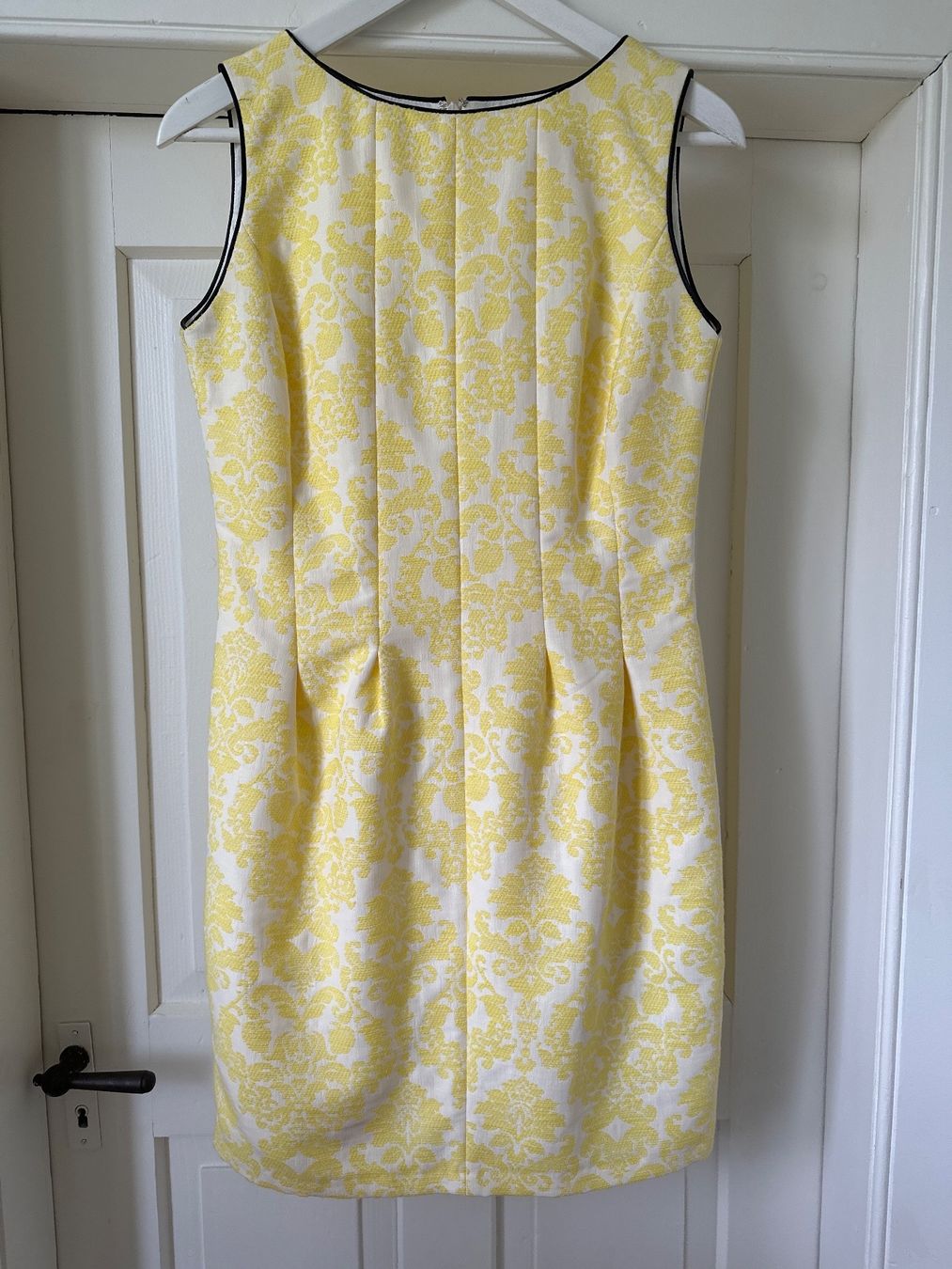 Kleider: COAST | Cocktailkleid Grösse 34 – Gebraucht aus Unterwasser von eka_9dvq