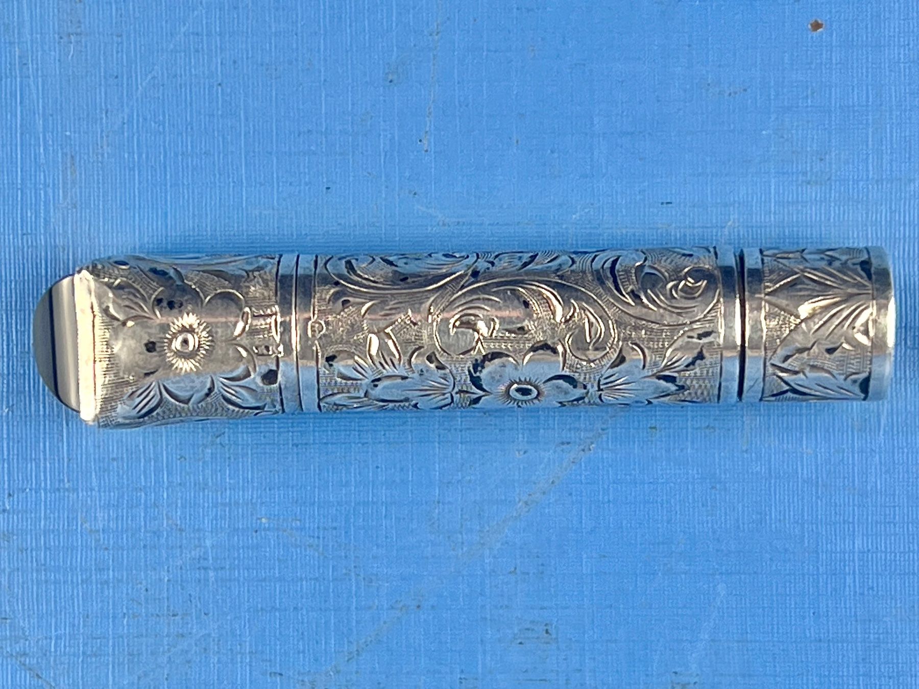 Make-up: Prächtiger antiker gravierter Silber 900 Lippenstift – Usato da Unterengstringen venduto da Gustav03 3