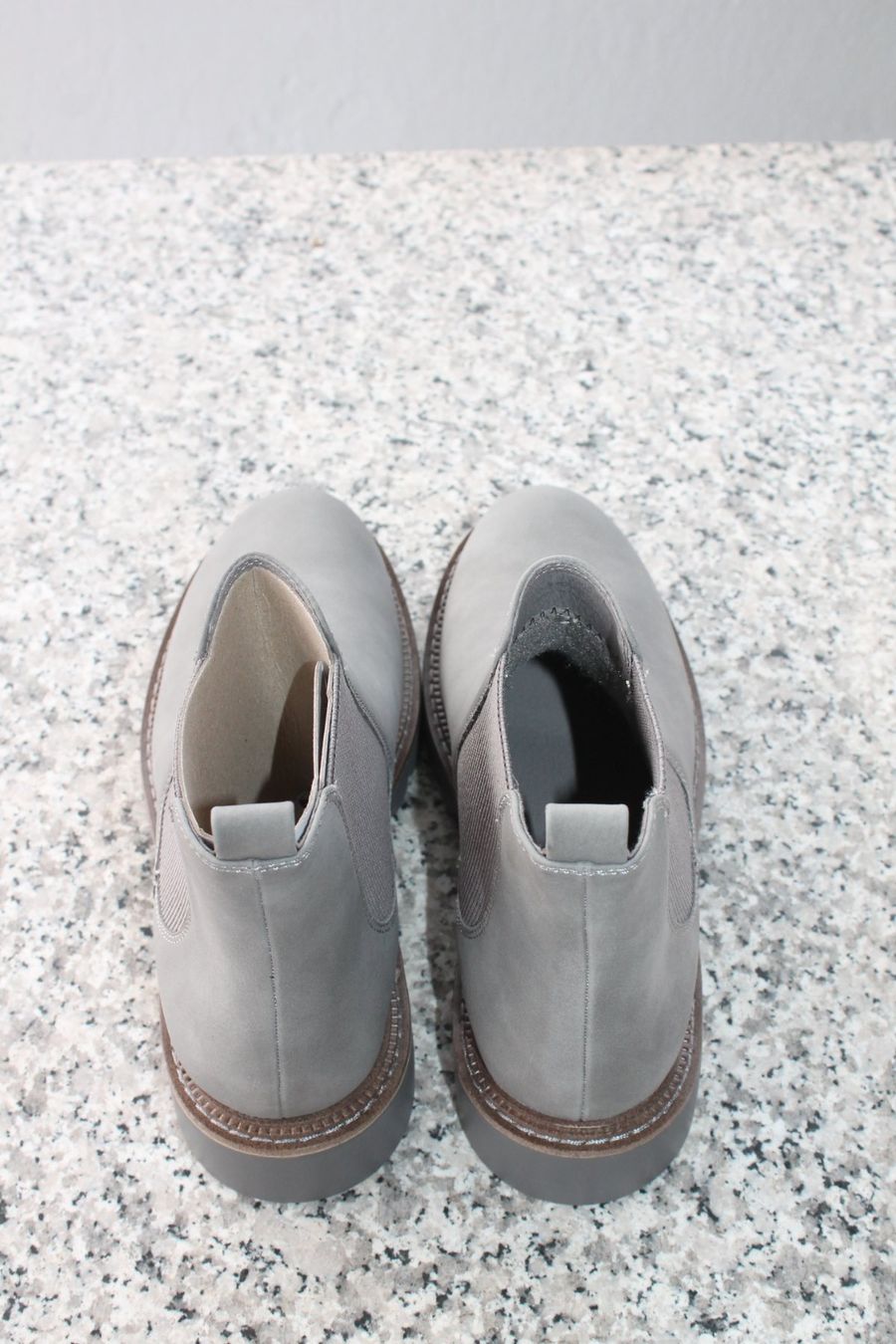Damenschuhe: Bottines neuves 41 – Neu und originalverpackt aus Chez-le-Bart von jasse 3