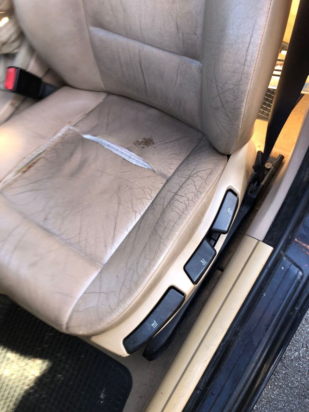 Automobili: BMW 320 D manuelle 140ch avec spoiler – Usato da St-Maurice venduto da julien1890 4