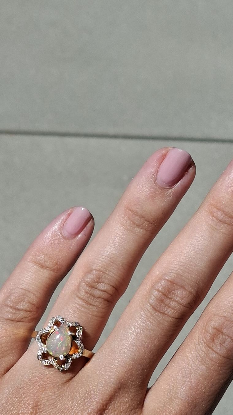 Anelli: Wunderschöner Ring mit Opalstein aus vergoldetem Silber – Nuovo e nell'imballaggio originale da Diepoldsau venduto da gru_j72q 2