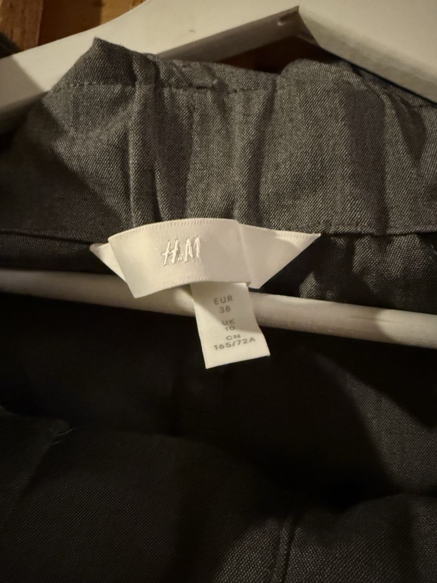 H&M Pantalons: Damenhose – D'occasion à Luzern par vivientth 2